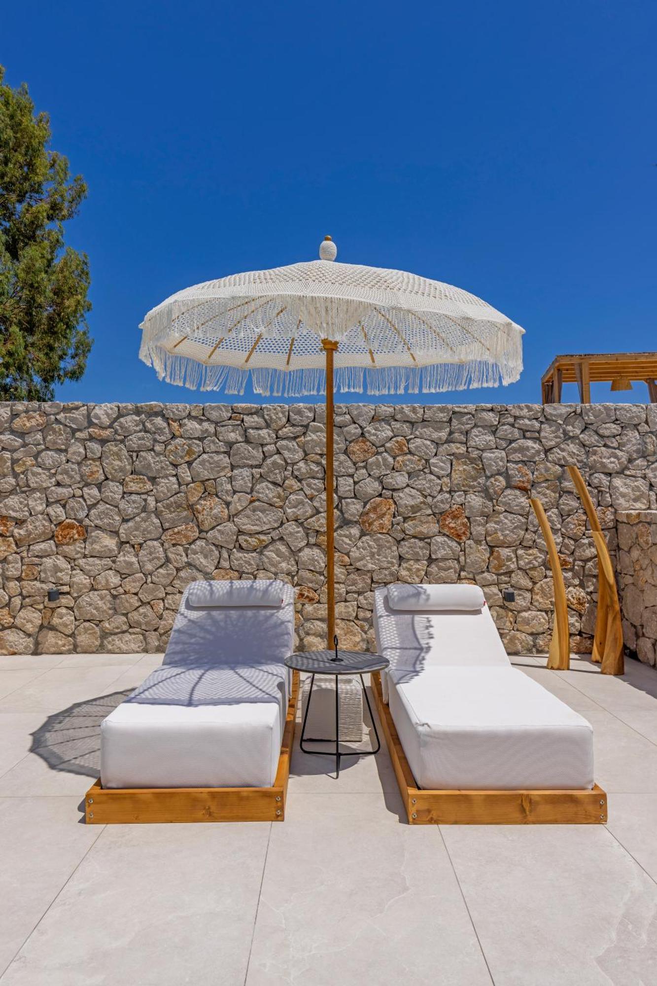 Milos Villas Complex Pefki  Exterior photo