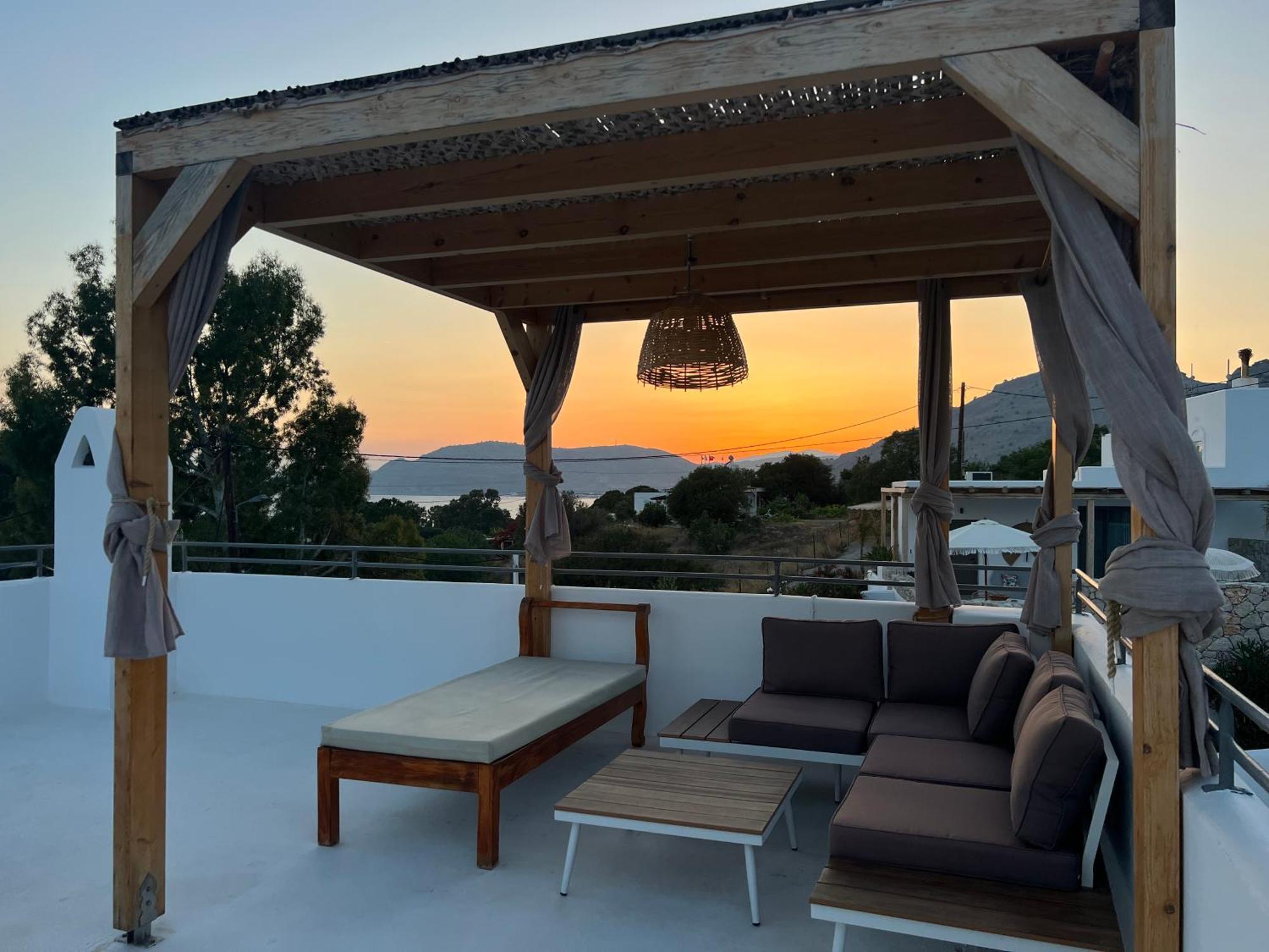 Milos Villas Complex Pefki  Exterior photo