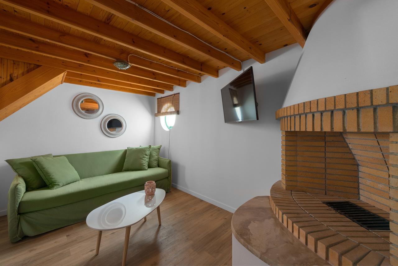 Milos Villas Complex Pefki  Exterior photo